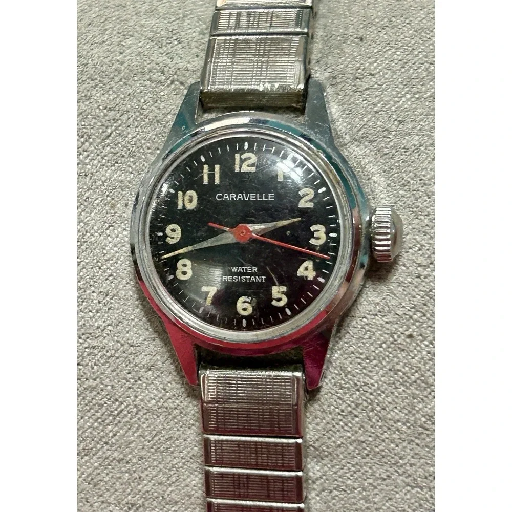 Vintage 1973 Caravelle Bulova Watch Womens Manual Wind Stretch Band READ